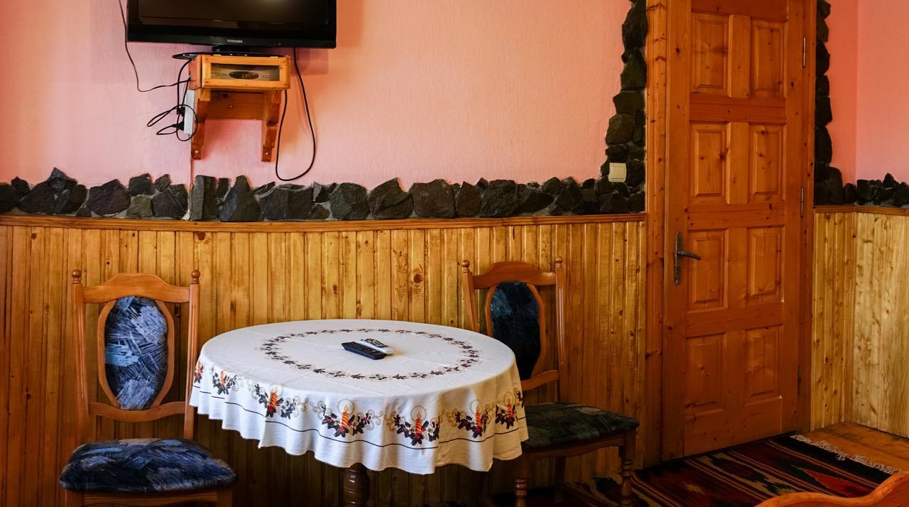 Guest House Dvir Pysanka Kosiv Ngoại thất bức ảnh